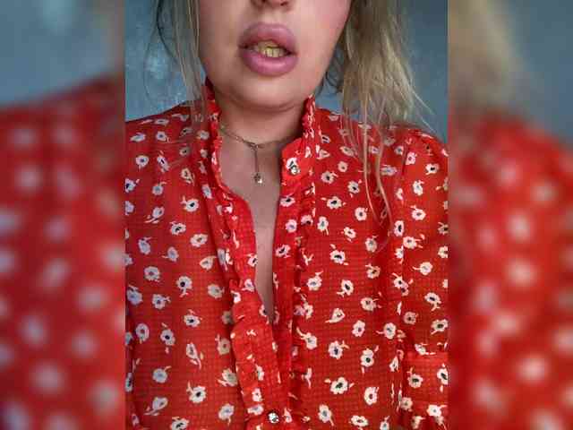 Модель: Mila_sisi