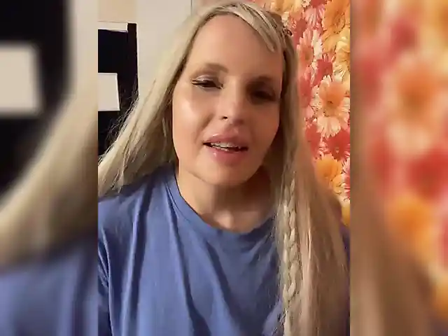 Milana40