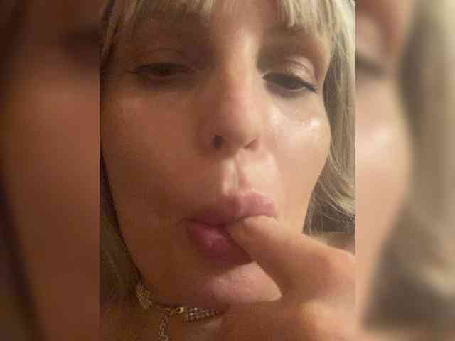 Milena_sisi