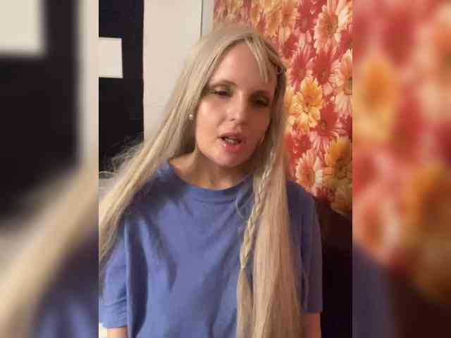 Milena_sisi webcam