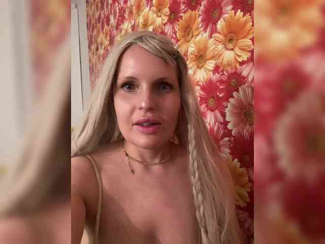 Milena_sisi webcam