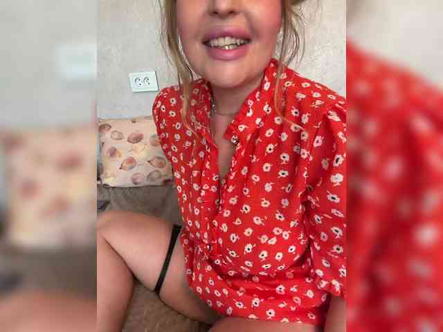 Mila_sisi webcam