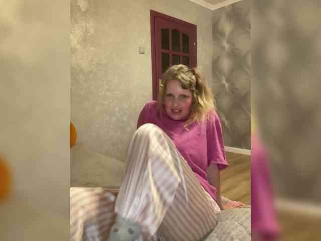 Milana40 Milana40