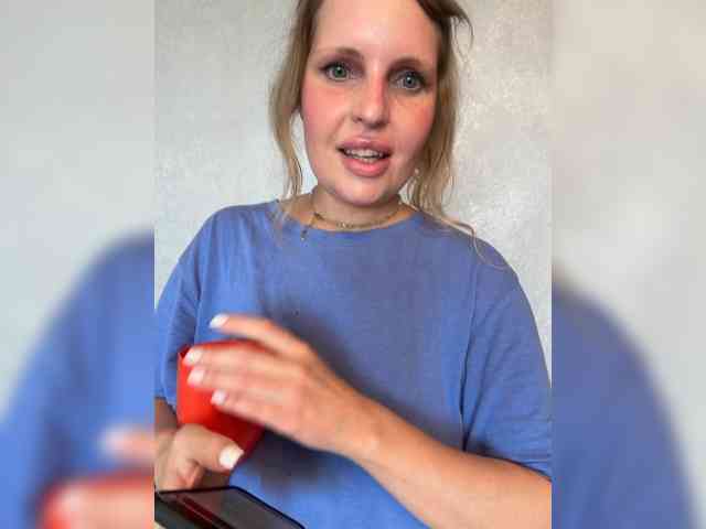 Mila_sisi webcam
