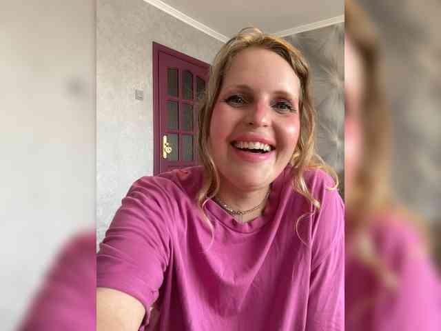 Milana40 Sex Cam Show
