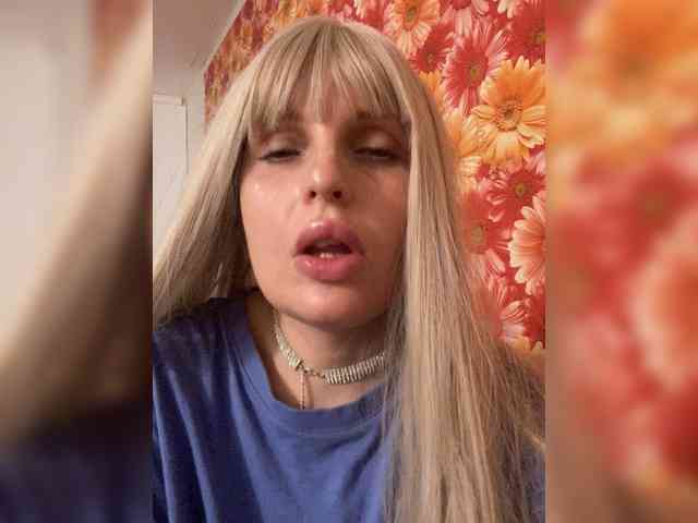 Milena_sisi webcam