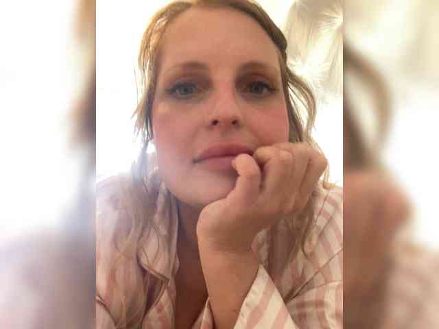 Milana40 Sex Cam Show