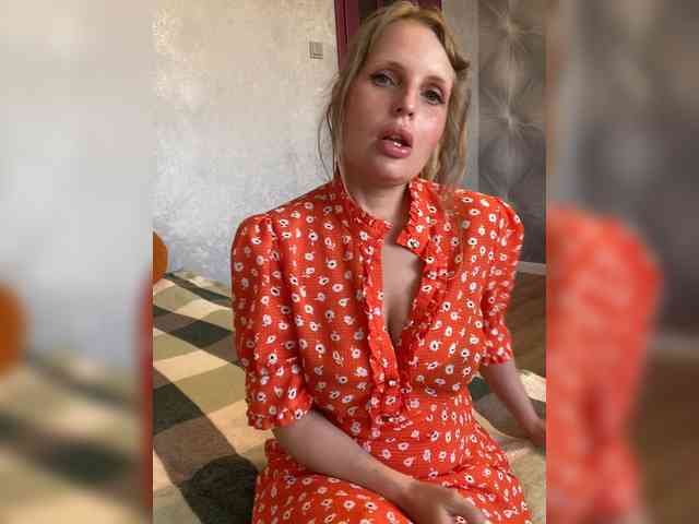 Mila_sisi webcam