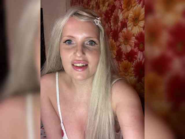 This model is live right now. Milana40