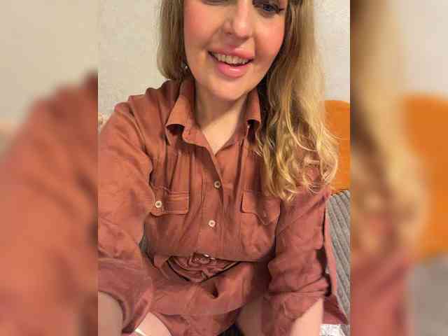 Mila_sisi webcam