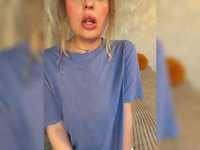 Mila_sisi webcam