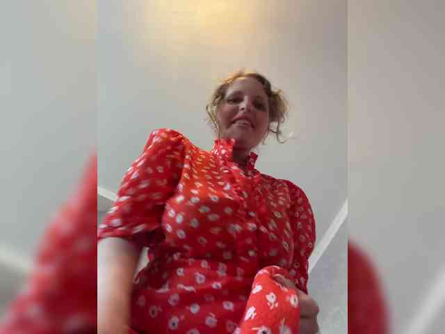 Mila_sisi webcam
