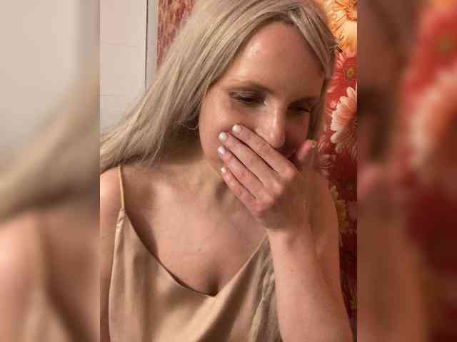 Milena_sisi webcam