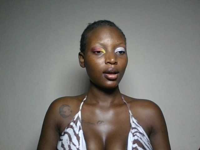 Sweetcammie live cam on BongaCams