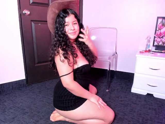 Tulipxo live cam on BongaCams