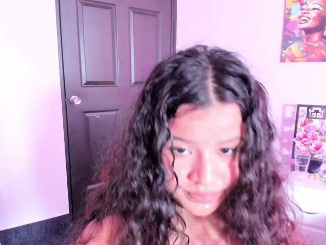 Tulipxo live cam on BongaCams