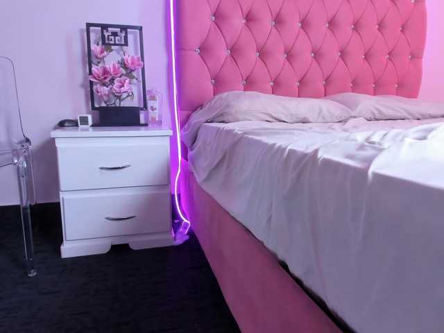 Tulipxo live cam preview