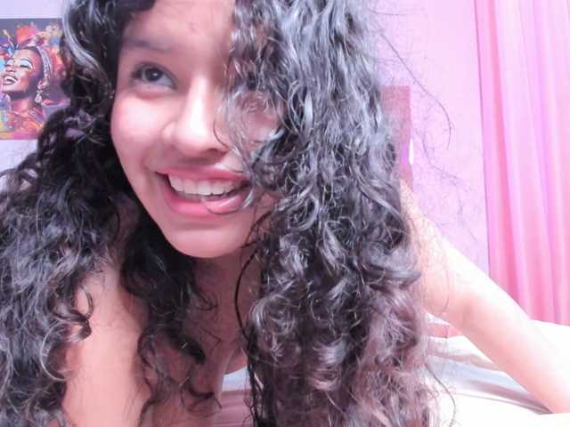 Tulipxo live cam on BongaCams
