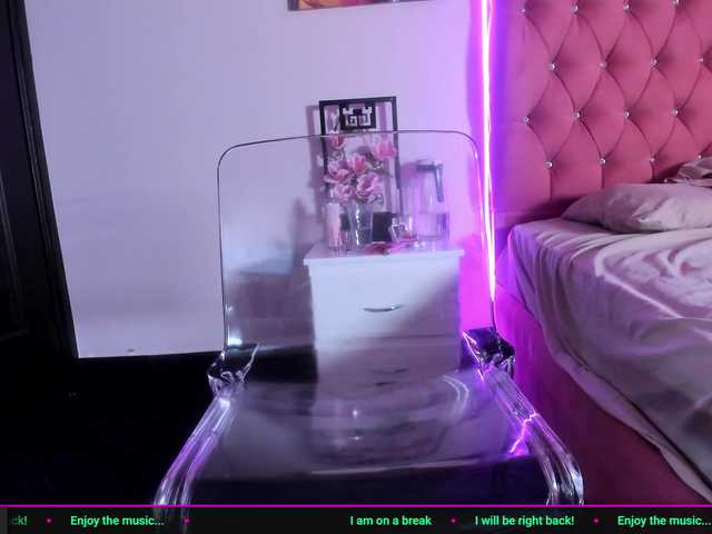 Tulipxo live cam on BongaCams
