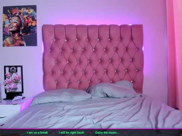 Tulipxo live cam on BongaCams