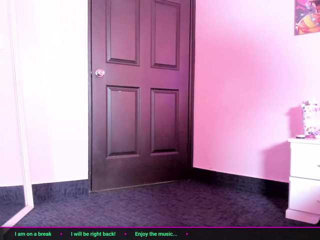Tulipxo live cam on BongaCams