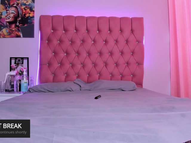 Tulipxo live cam on BongaCams