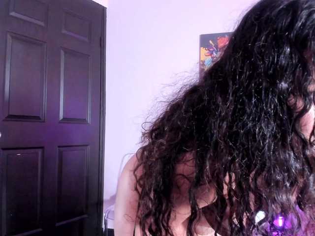 Tulipxo live cam on BongaCams