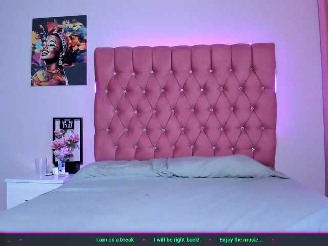 Tulipxo live cam on BongaCams