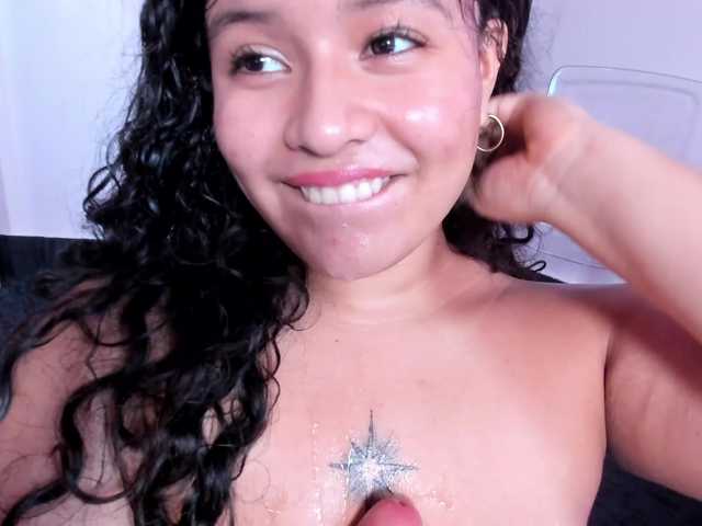 Tulipxo live cam on BongaCams