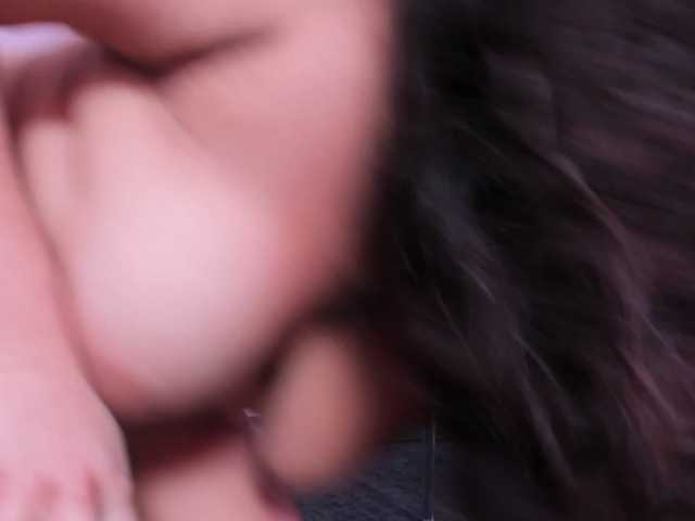 Tulipxo live cam on BongaCams