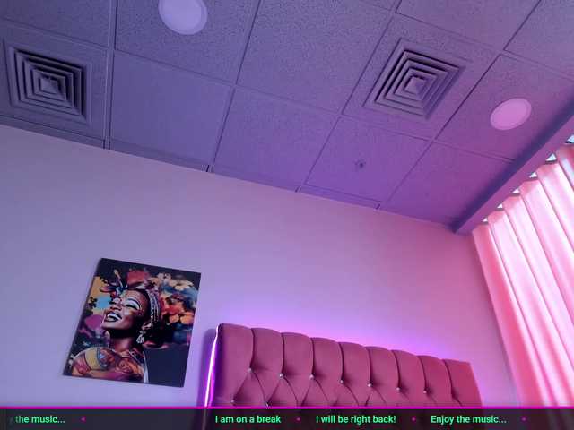 Tulipxo live cam on BongaCams