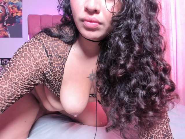 Tulipxo live cam on BongaCams