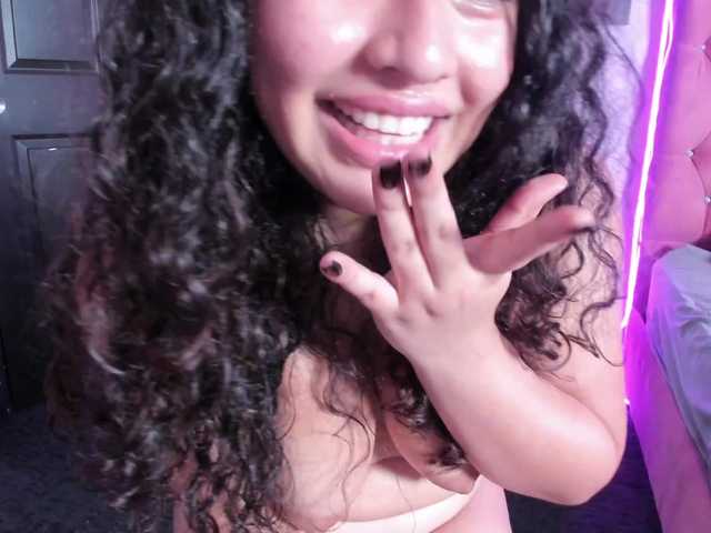 Tulipxo live cam on BongaCams