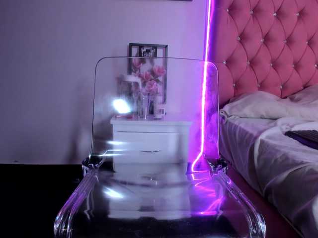 Tulipxo live cam on BongaCams