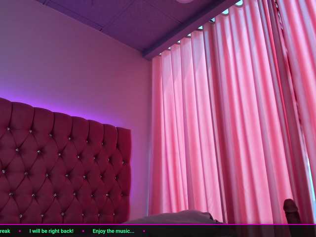 Tulipxo live cam on BongaCams