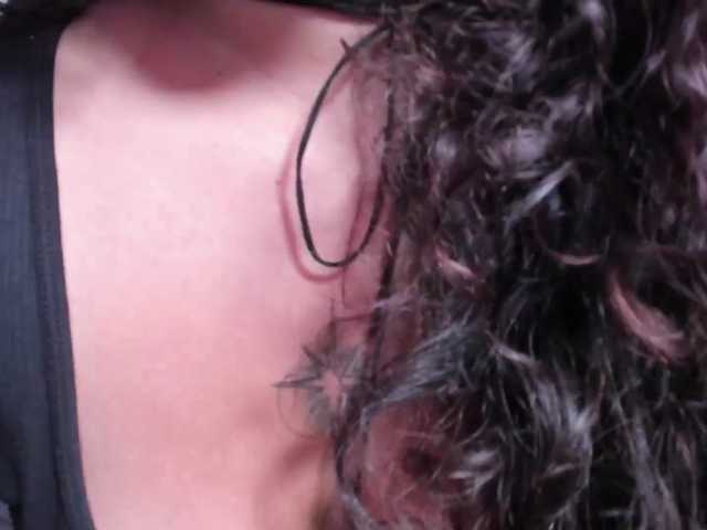 Tulipxo live cam on BongaCams