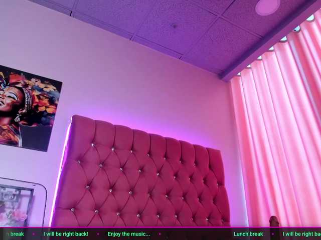Tulipxo live cam on BongaCams
