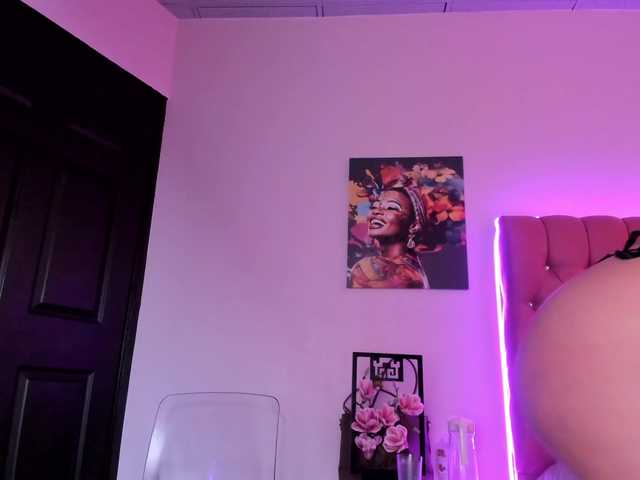 Tulipxo live cam on BongaCams