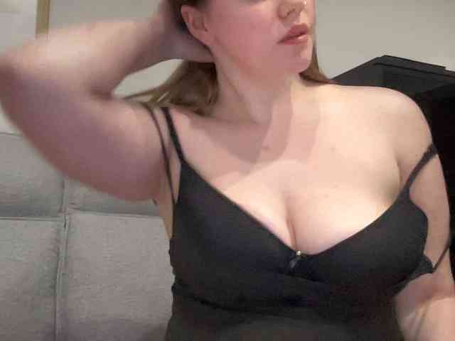 RussianBunnyGirl webcam