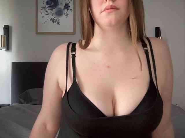 RussianBunnyGirl webcam