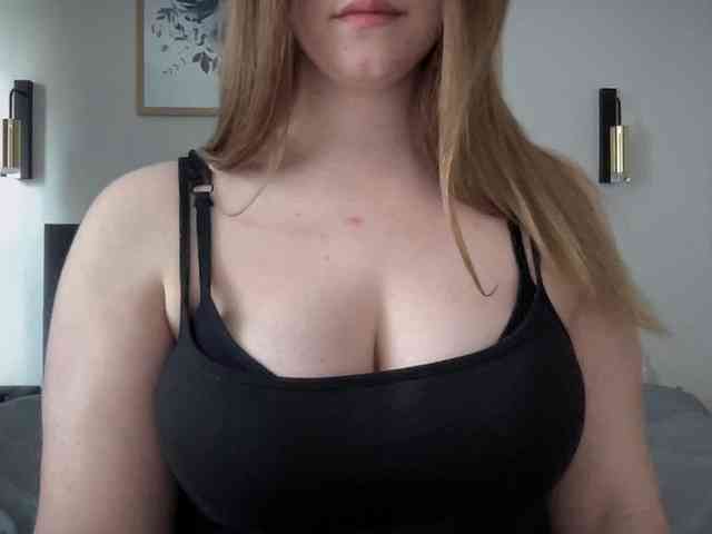 RussianBunnyGirl webcam