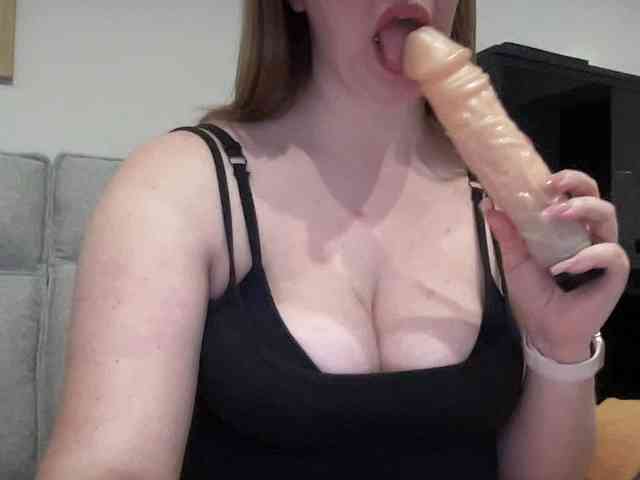 RussianBunnyGirl webcam