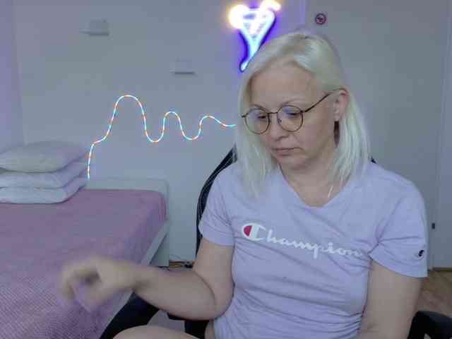LinsyKim webcam