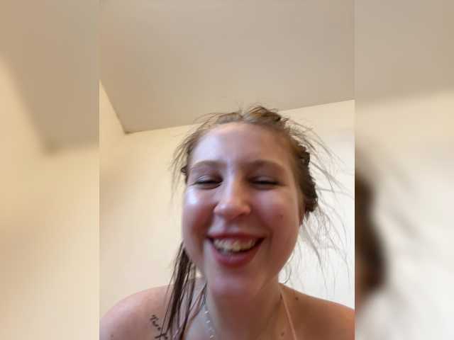 Sofic1's BongaCams show and profile