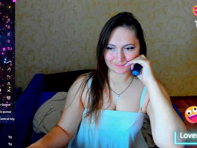 IzzabellaLove live cam preview