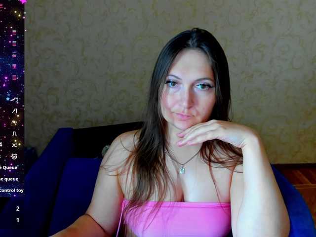 IzzabellaLove live cam on BongaCams