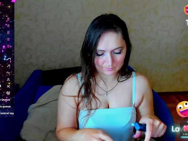IzzabellaLove live cam preview