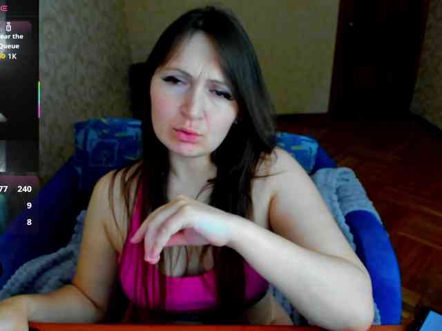 IzzabellaLove webcam