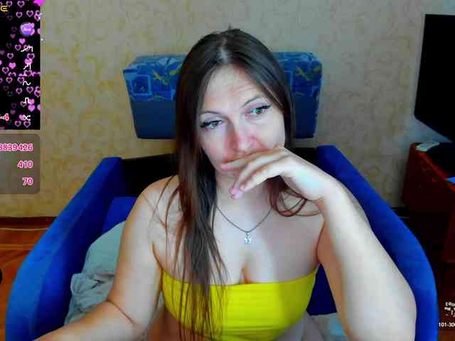 IzzabellaLove webcam