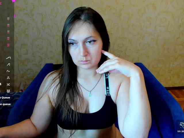 IzzabellaLove webcam